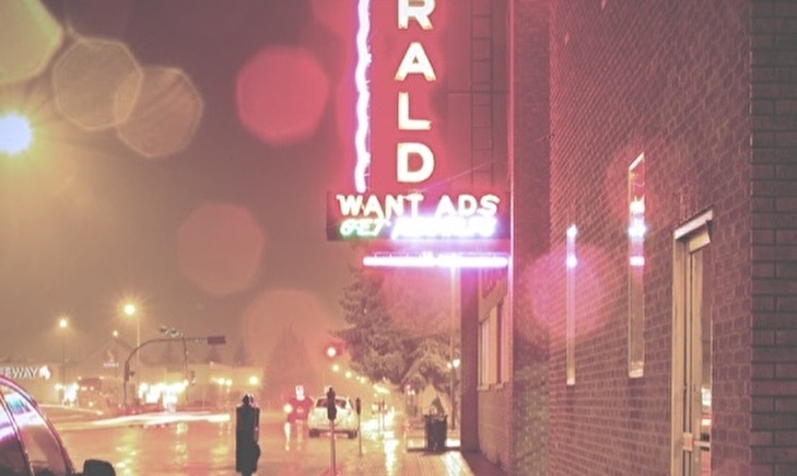 Trolley tour at night